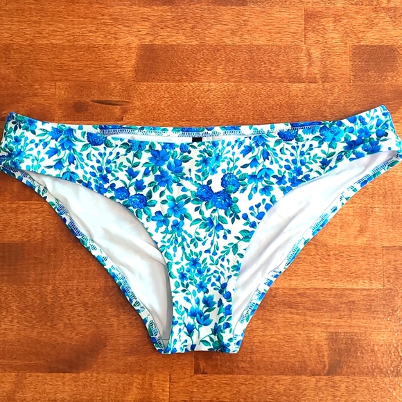 JCrew Blue and White Floral Bikini - 34C top and S bottoms - Picture 2 of 4
